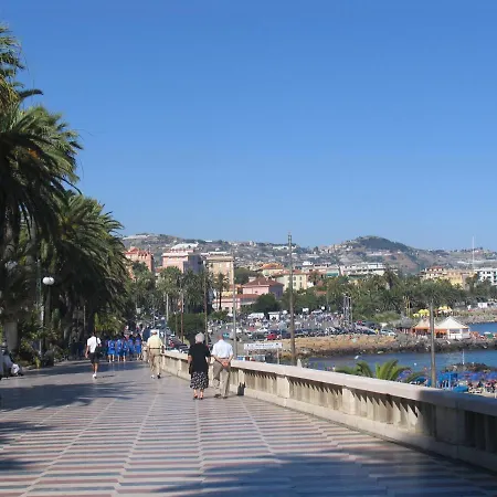 Apartamento Casa Marina San Remo