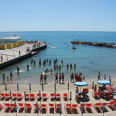 Casa Marina Apartment *